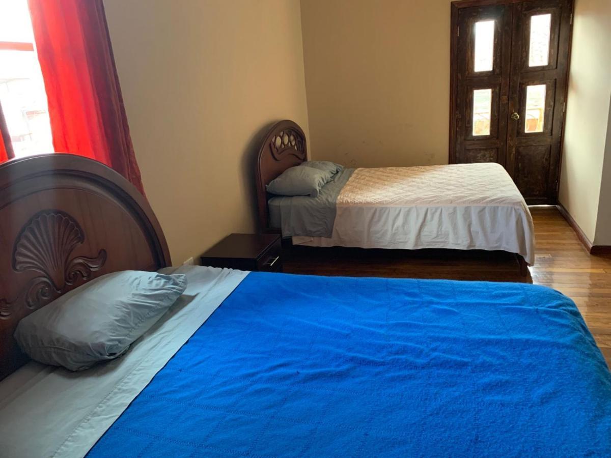 Hostel Santa Canela Cuenca Exteriör bild